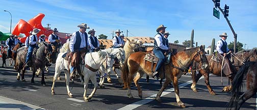 Parada del Sol, February 8, 2014